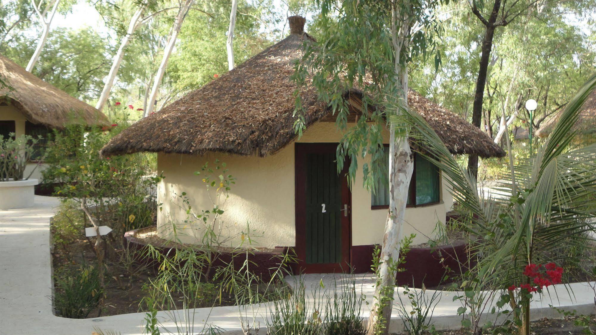Hotel Keur Saloum à Toubakouta Extérieur photo
